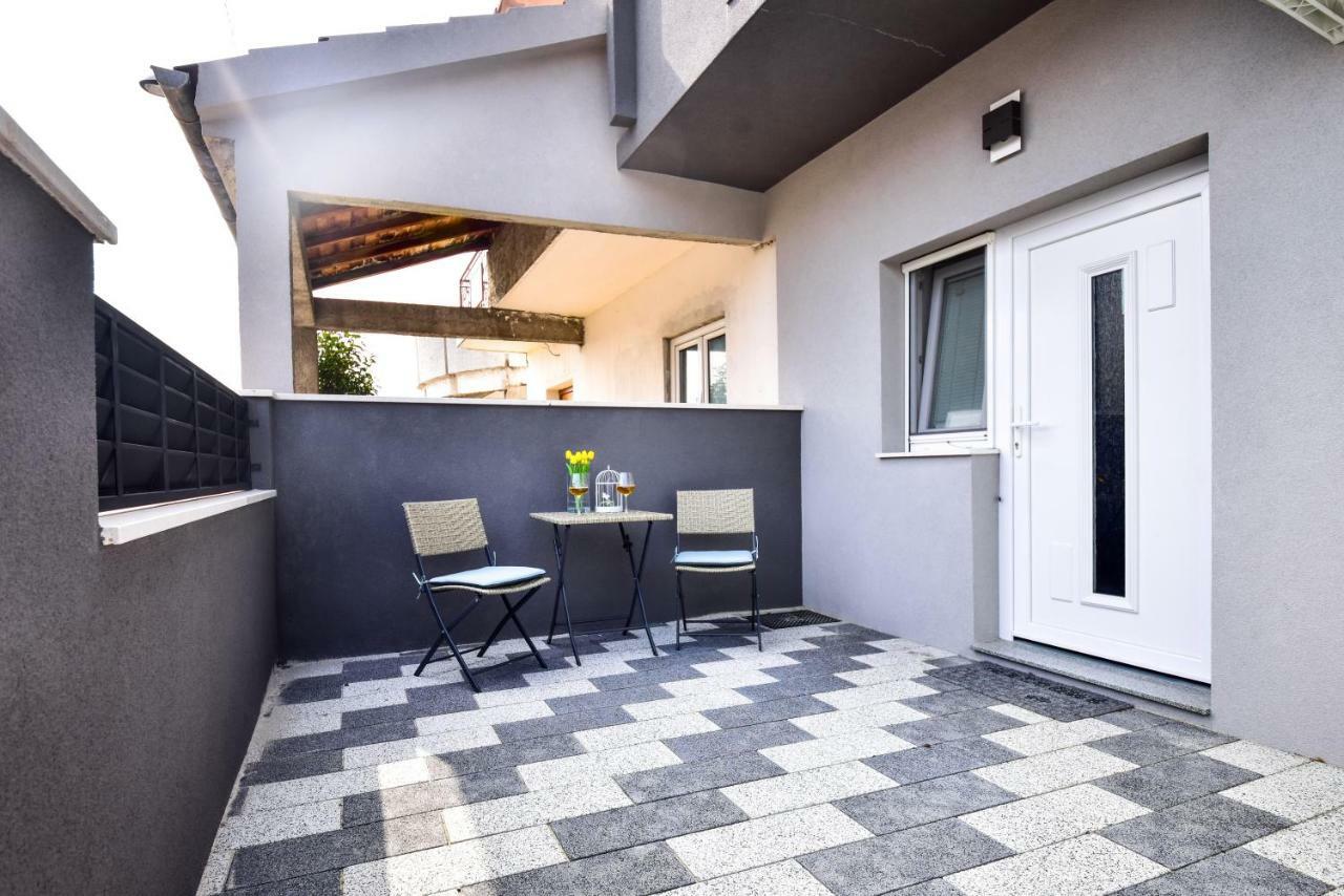 Apartmani Ab Задар Экстерьер фото